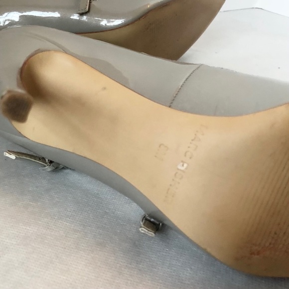 Marc Fisher light gray patent leather heels - Picture 5 of 8